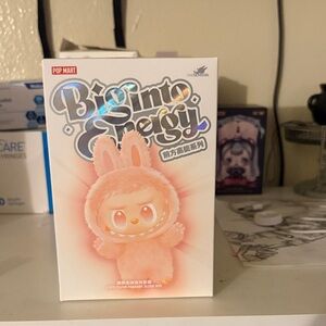 Pop Mart Big Into Energy Labubu: Hope